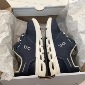 On Kids' Grade School Cloud Sky Shoes